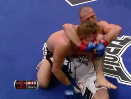 Combinaison et détails du triangle dans Cerrone vs Horodecki